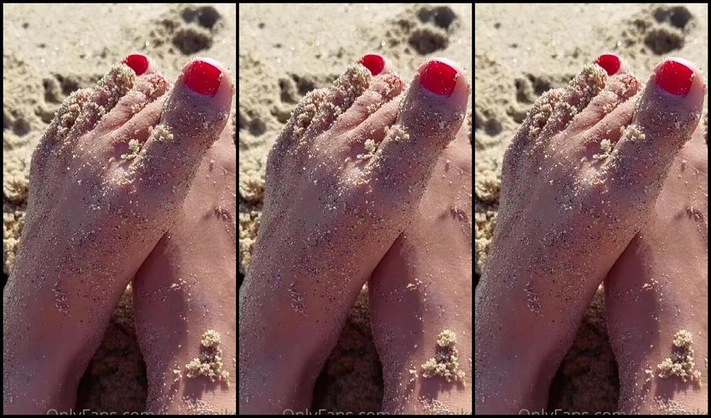 Miss Tess Nicknamed Lightmisstess 11 27 2021 Onlyfans Video The Sand Has Hurt My Skin A Bit Can You Take Care Of It For Me