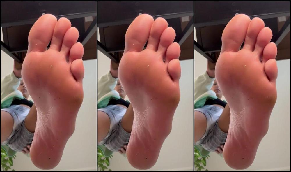 Goddess Mariposa Nicknamed Piesmariposa 07 30 2024 Onlyfans Video You Better Run Tiny Humans 3 Mins Video Giantess Humiliation