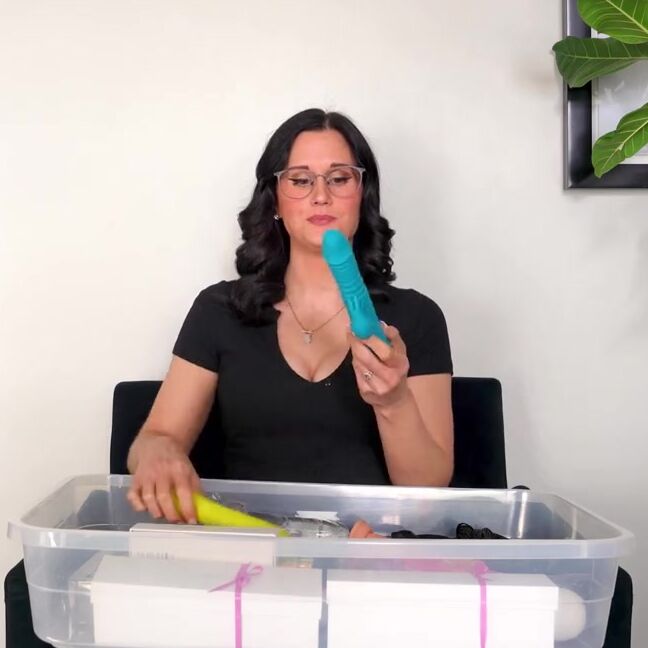 Allyson Rae Nicknamed Araefitness 04 10 2025 Onlyfans Video Toy Tour Im So Exited To Launch This 32 Minute Video Showcasing 21 Of My Toys E