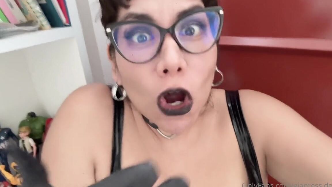 Giantess Vore Debora Nicknamed Giantess Debora 05 29 2025 Onlyfans Video Vore Debora Meat Cabinet