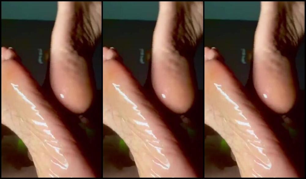 Liv Forsoles Nicknamed Livforsoles 06 06 2024 Onlyfans Video Let Me Get My Soles Nice And Wet For You While You Glance At Them I