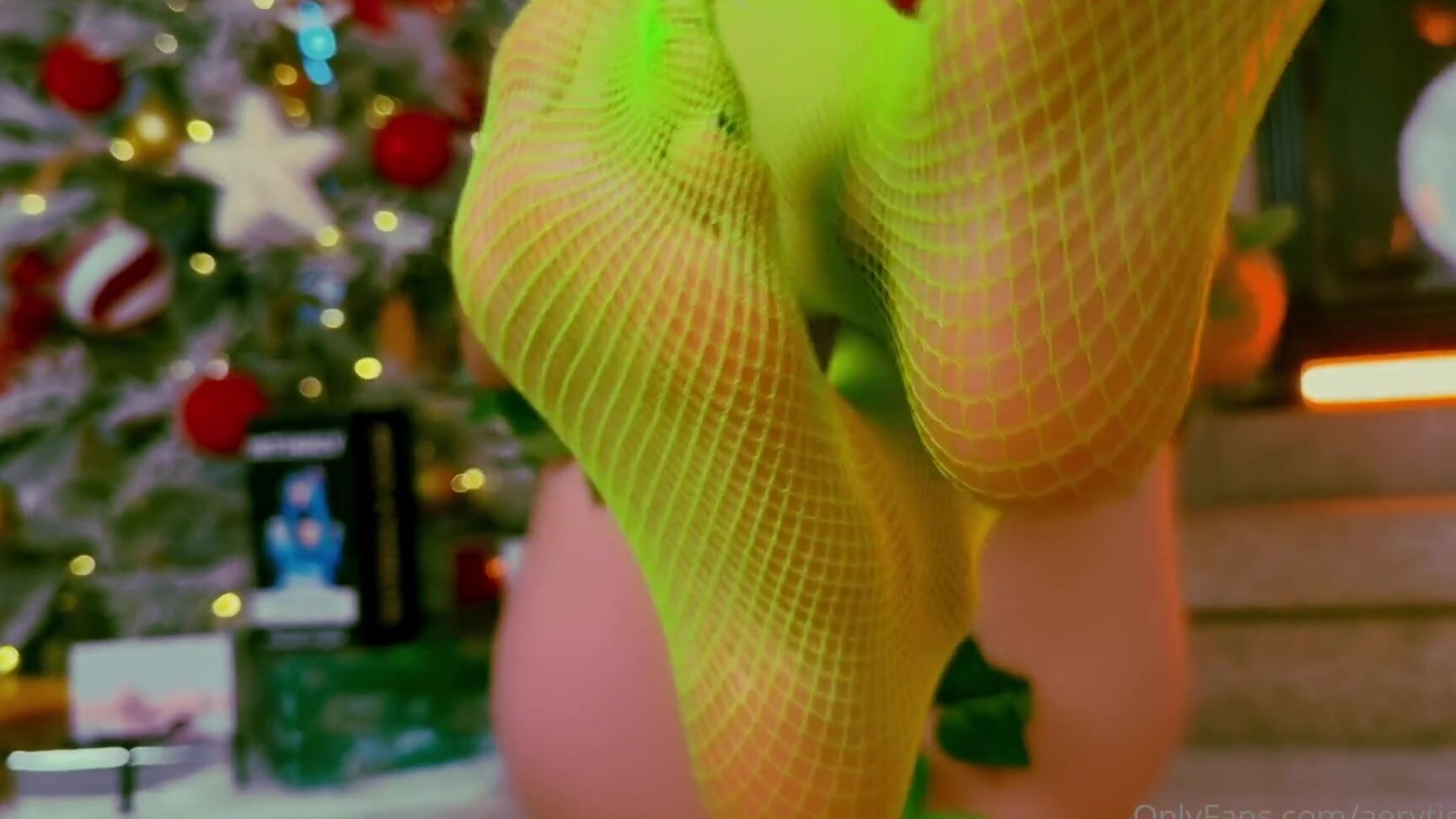 Aerytiefling Nicknamed Aerytiefling 12 18 2024 Onlyfans Video I Teamed Up With The Calendar Man And We Are Planing A Big Heist This Christmas