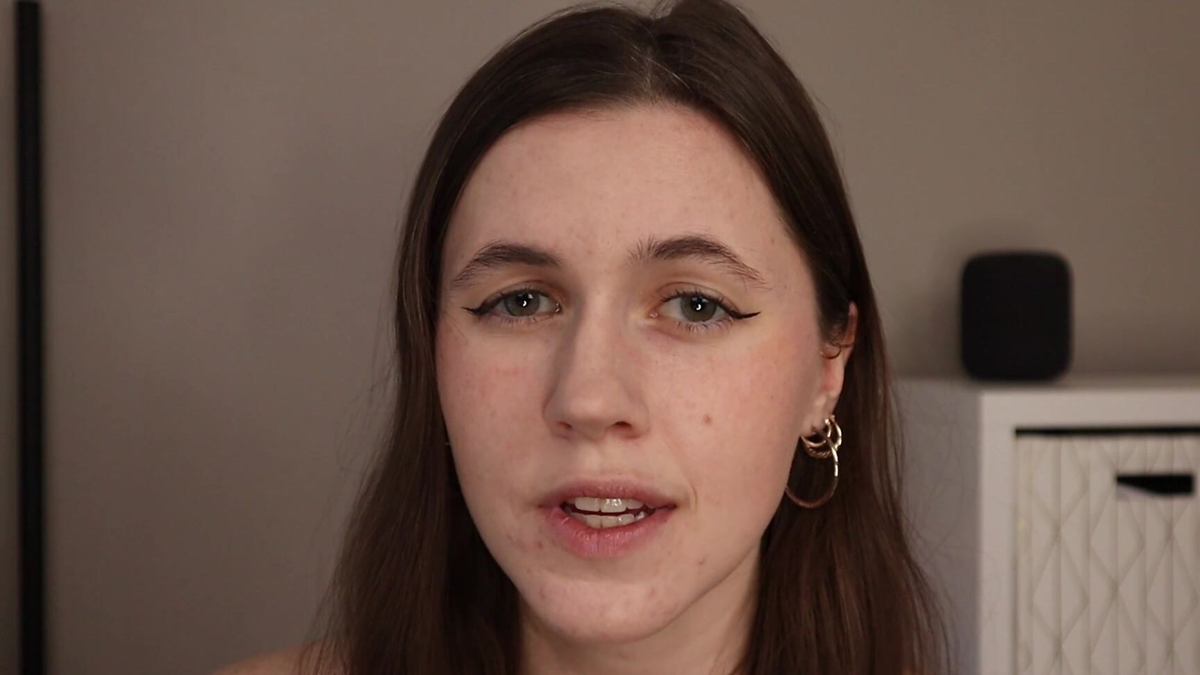 "madisynwood" bossemployee, dirtytalking, facefetish, secretary, verbalhumiliation Your Dumb Secretary Manyvids