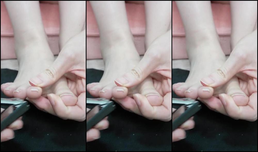 Aichan Souai Nicknamed Souai 09 05 2025 Onlyfans Video Got A Request So Heres Just A Simple Toenail Trimming Video Lolits Only Normal Care