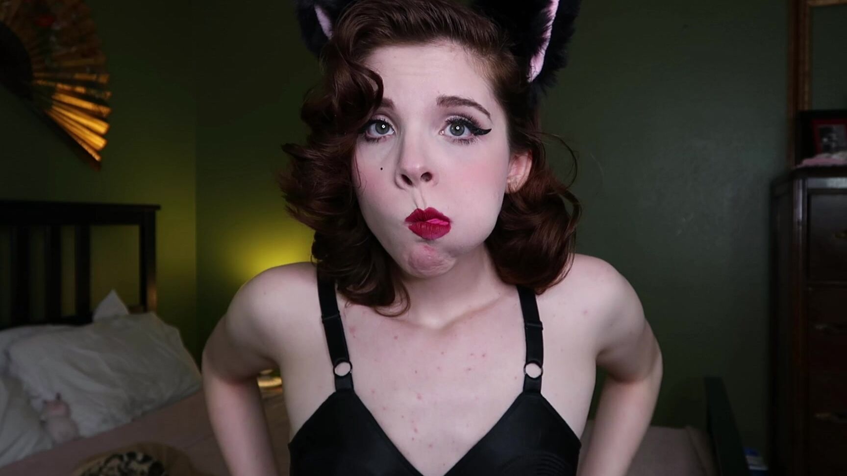 "DandyinDistress" gag, garterandstockings, stocking, tapebondage, vintageretrohair Kitty Stuffs her Face with Stockings manyvids