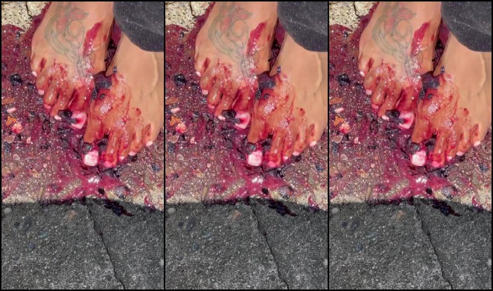 Liv Forsoles Nicknamed Livforsoles 05 28 2024 Onlyfans Video Would You Let Me Smash You Like These Berries