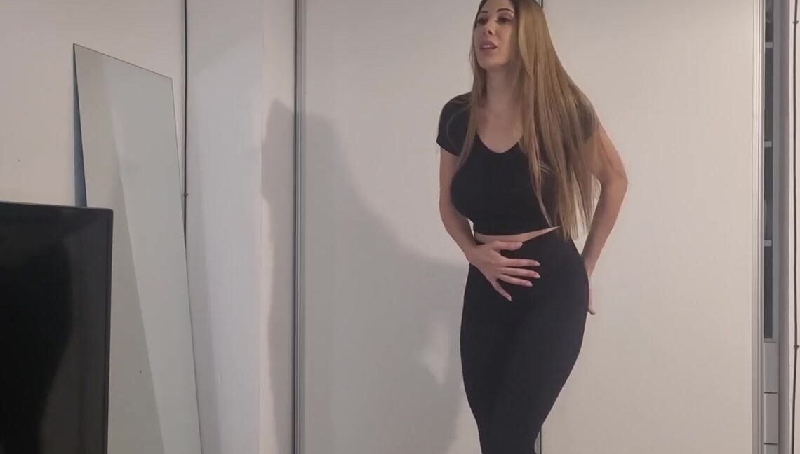 Anitaishere Nicknamed Anitaishere 05 12 2024 Onlyfans Video Acting Soooo Shy Because I Cant Hold My Farts In