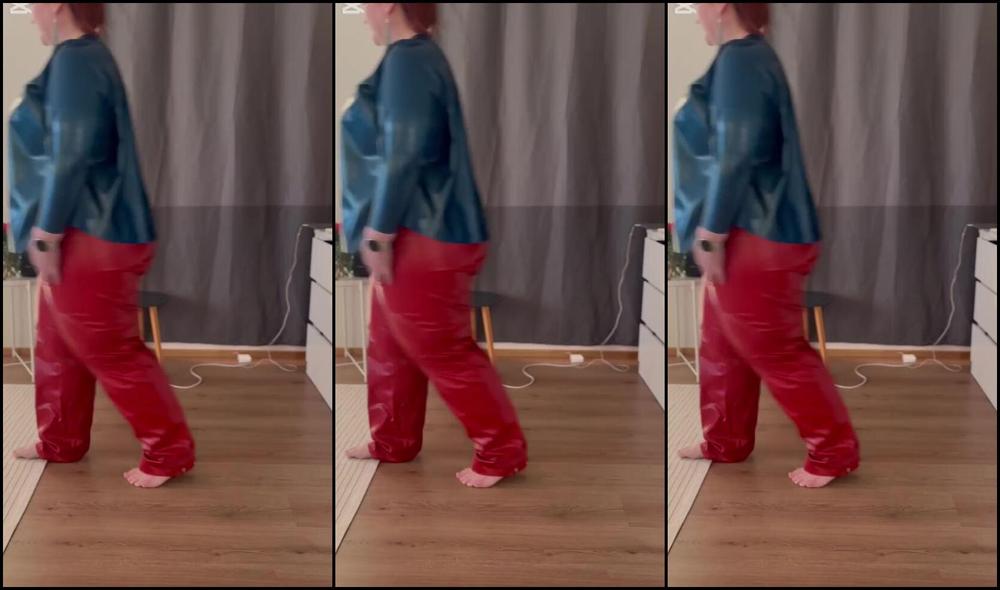 Misslatexangel Nicknamed Misslatexangel 01 22 2025 Onlyfans Video Latex Shiny And Rainwear