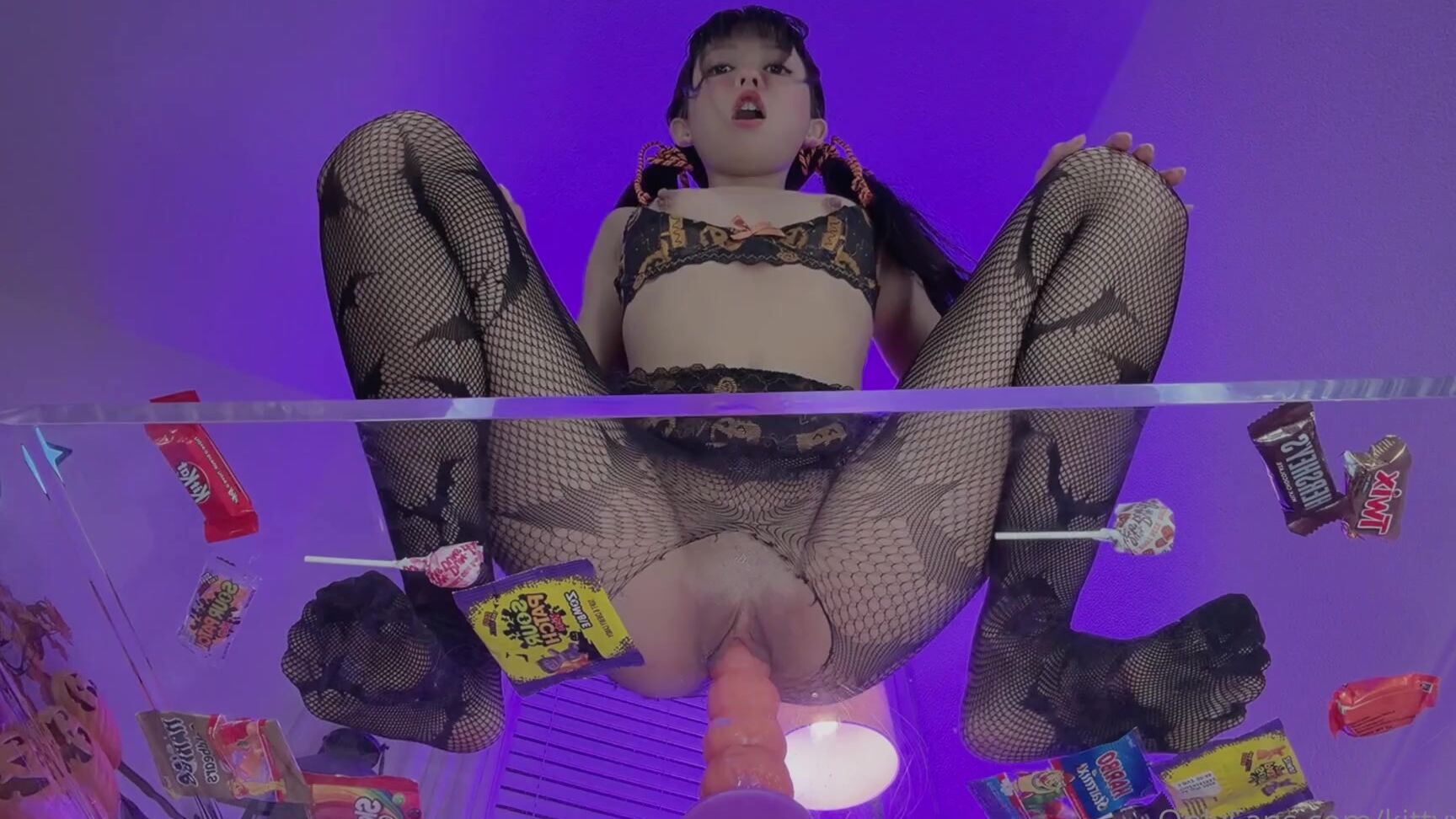 Kitty Kum Nicknamed Kittyxkum 10 31 2025 Onlyfans Video Full Videofor Me Im Going To Need A Full Size Treat Clear Table