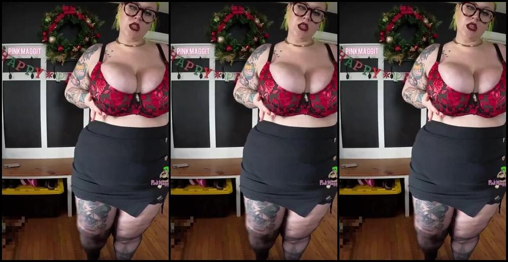 Kat Ravioli Nicknamed Pinkmaggit 12 14 2023 Onlyfans Video A Lovely Strip Tease To Get You Through The Day