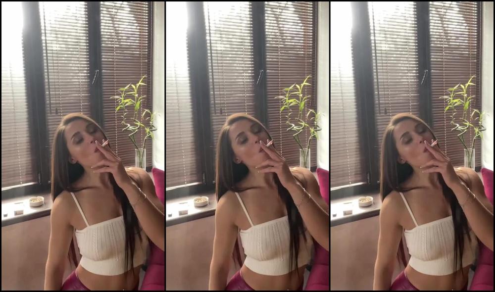 Only Yana Nicknamed Only Yana 03 28 2024 Onlyfans Video I Just Got Home And Theres Clearly A Need For Smoke Here