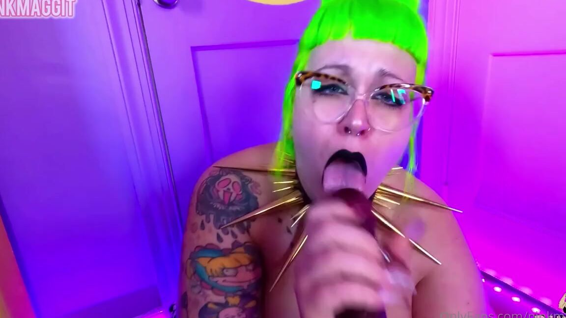 Kat Ravioli Nicknamed Pinkmaggit 02 26 2025 Onlyfans Video Sucking Dick Makes Me So Feral