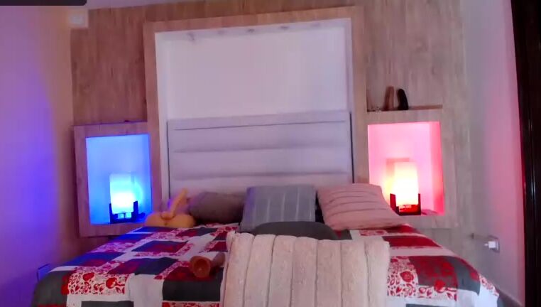 "Melted_Chocolate" blowjobs, deepthroat, dildosucking, fantasydildo Wet lipped Latina s oral dildo adventure Manyvids