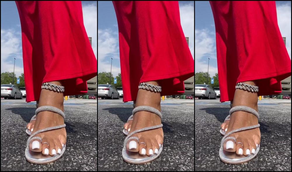 Mytoptiertoes Nicknamed Mytoptiertoes 08 18 2024 Onlyfans Video Lenox Mall Public Tease