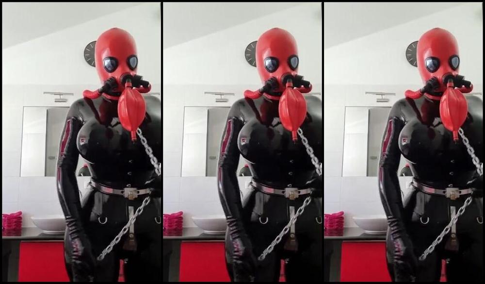 Emma Lee Nicknamed Rubberdollemma 12 18 2023 Onlyfans Video Boys I Will Jump Under The Shower Now To Start Into A Kinky Week With You