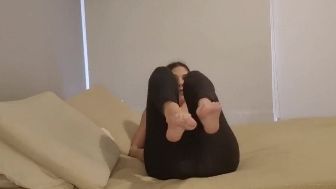 Anitaishere Nicknamed Anitaishere 03 29 2024 Onlyfans Video Started With My Gym Pants But Had To Take All Off To Let The Air Out