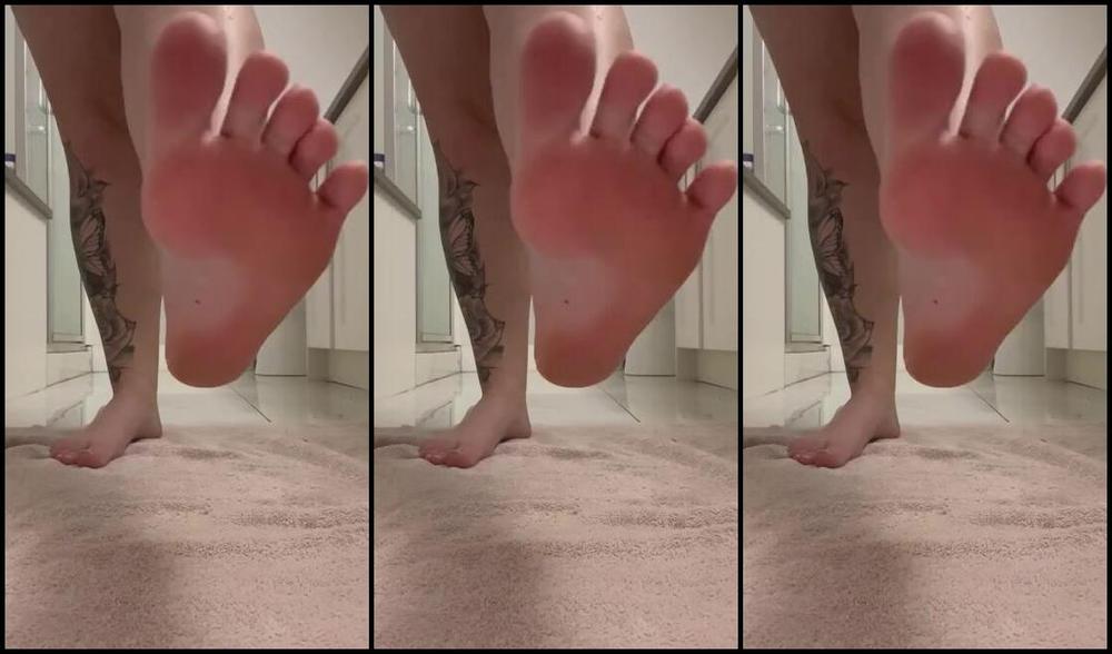 Goddess R Nicknamed Acebosswoman 02 26 2024 Onlyfans Video Feet Feet Feet Dont Mind The Little Dot In The Bottom Of My Foot