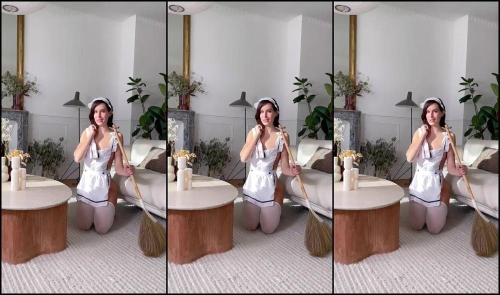 Flying Noelle Nicknamed Flyingnoelle 11 06 2024 Onlyfans Video Oh Hi Monsieur I Didnt See You There You Sexy Handsome Man Dont Mind