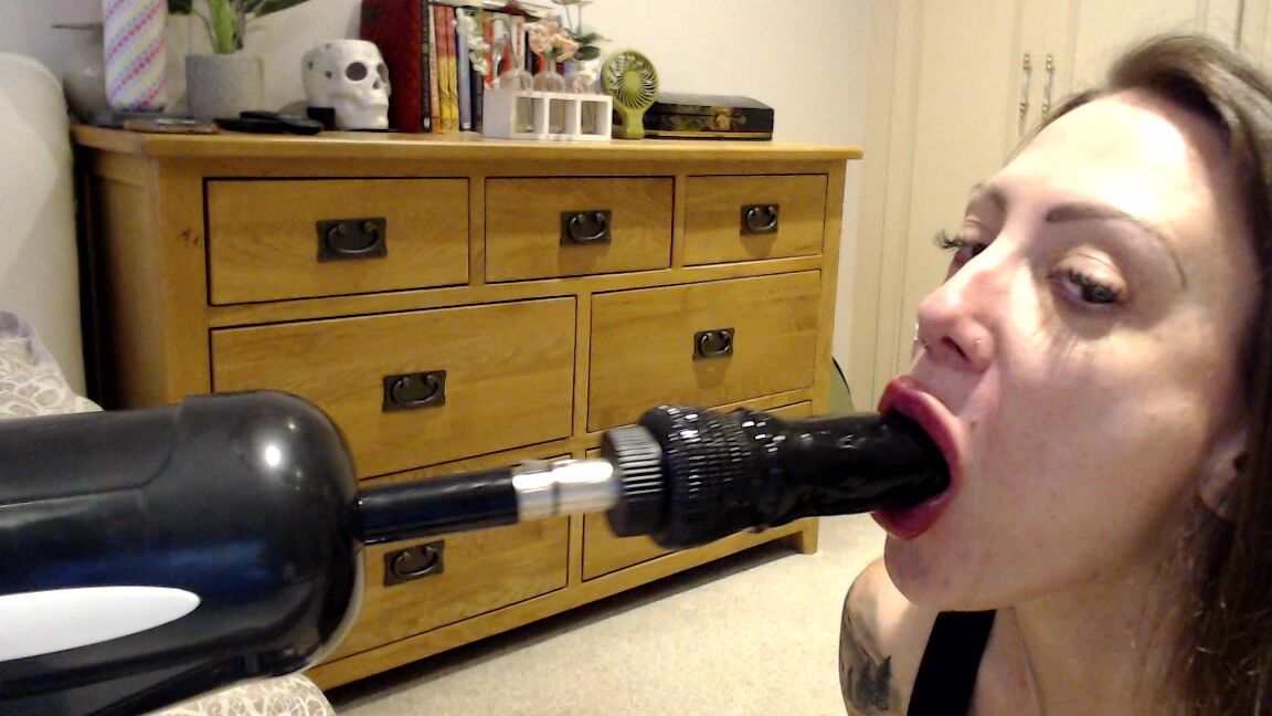 "SuzieLove212" amateur, blowjob, fuck machine, lips, milf Fuck Machine Blow Job manyvids