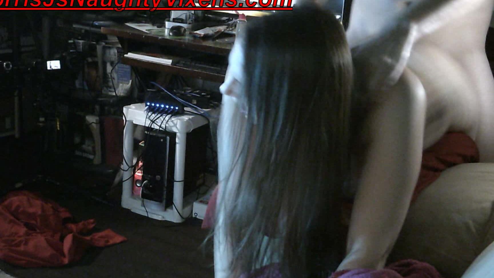 "nmjnaughtyvixens" blowjob, cuckolding, cumshots, doggystyle, fucking Melanie Hicks gets herself then sex Manyvids