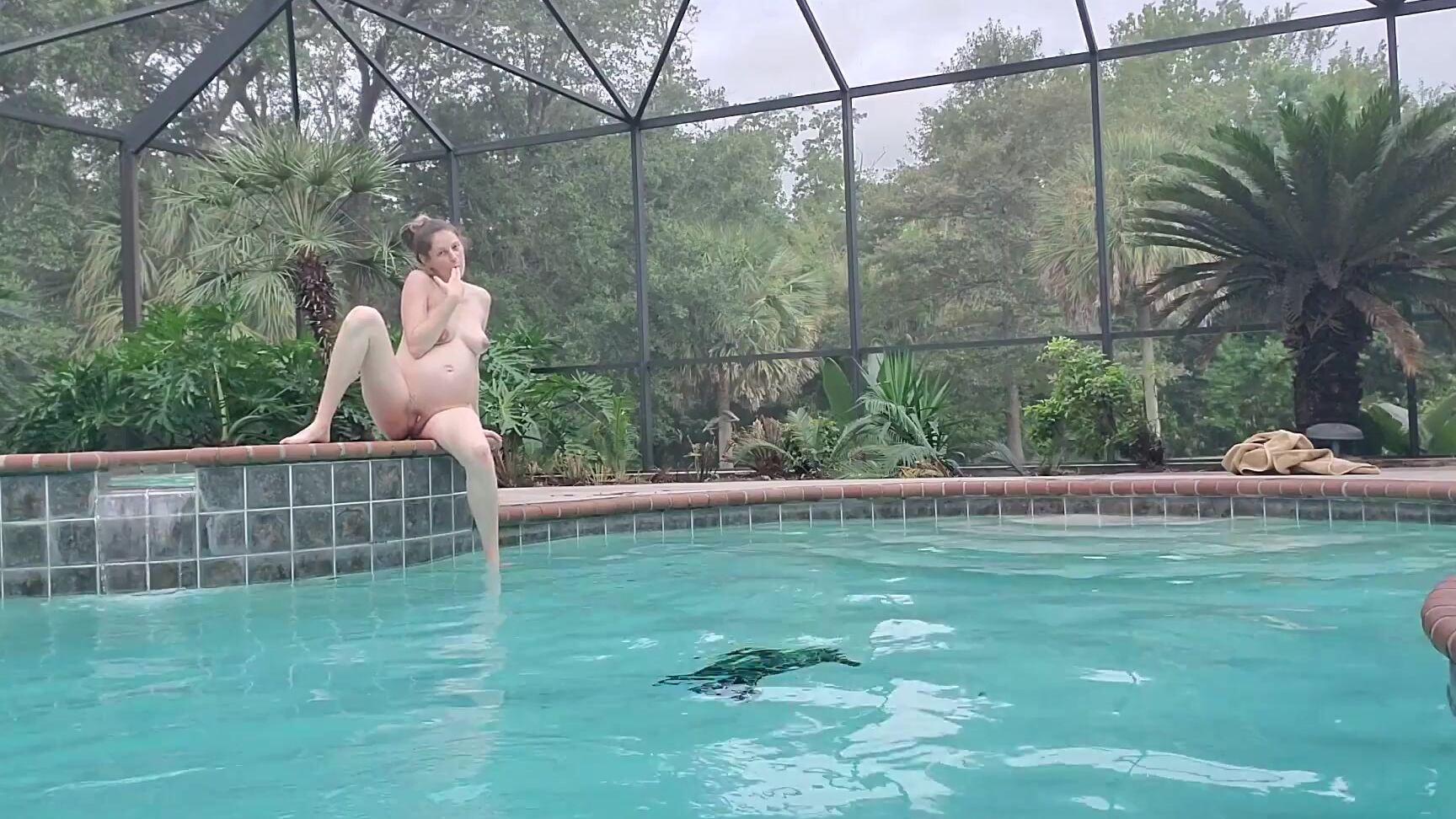 Pregnant Swim Part One lucyaura March 28, 2021 Manyvids