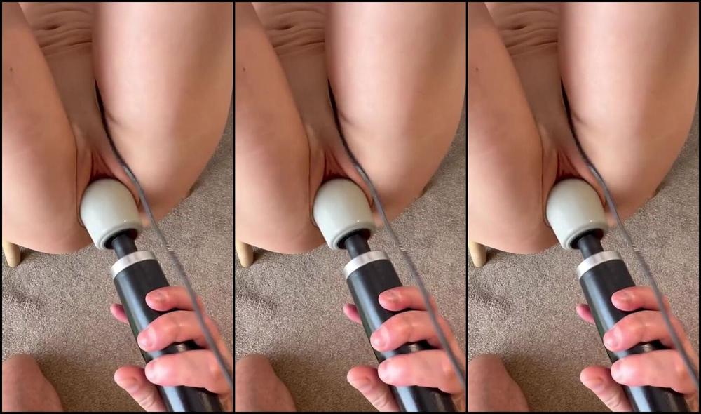 Riley Rider Nicknamed Rileyridesreece 10 29 2025 Onlyfans Video Getting My Pussy Fucked That Vibrator Head Feels So Good Inside Me Am I