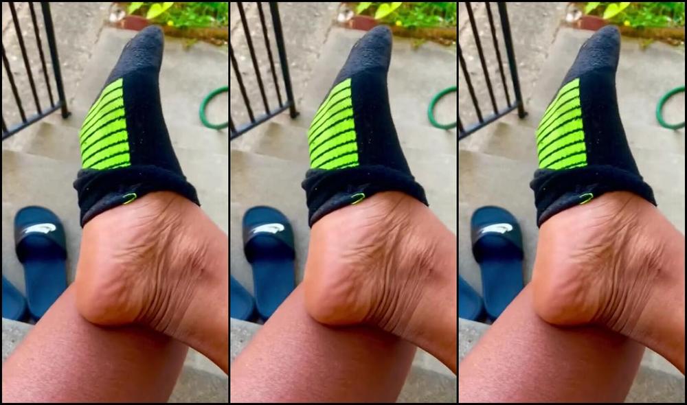 Liv Forsoles Nicknamed Livforsoles 09 27 2023 Onlyfans Video Black Socks Removal