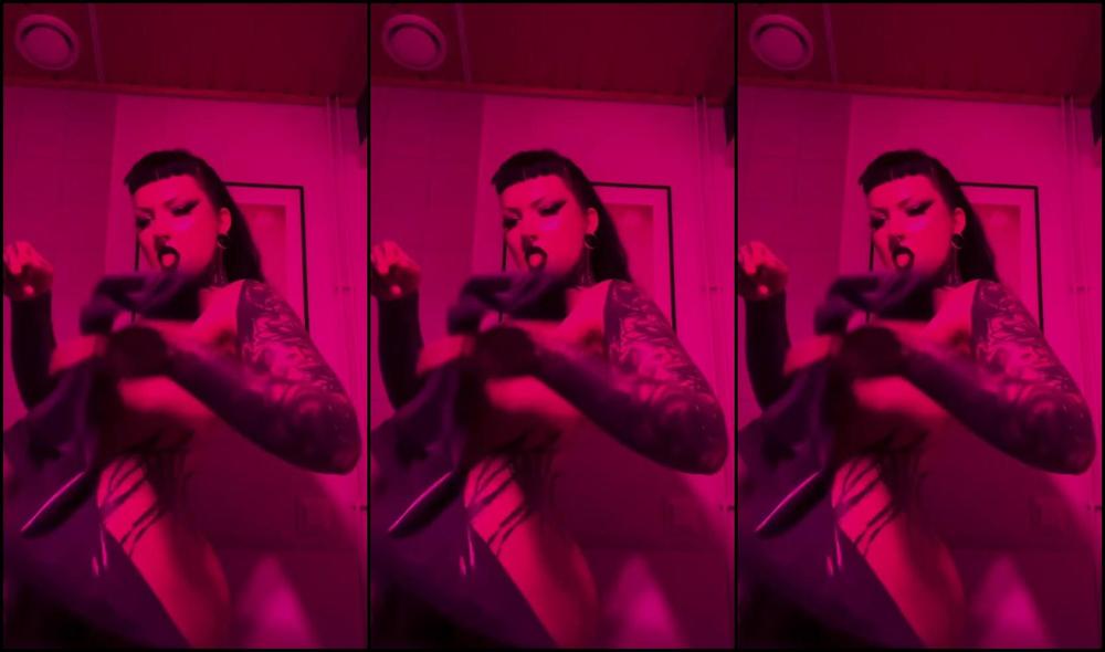 Miss Evilia Nicknamed Missevilia 05 13 2025 Onlyfans Video Taking Off My Latex Catsuit After A Steamy Session