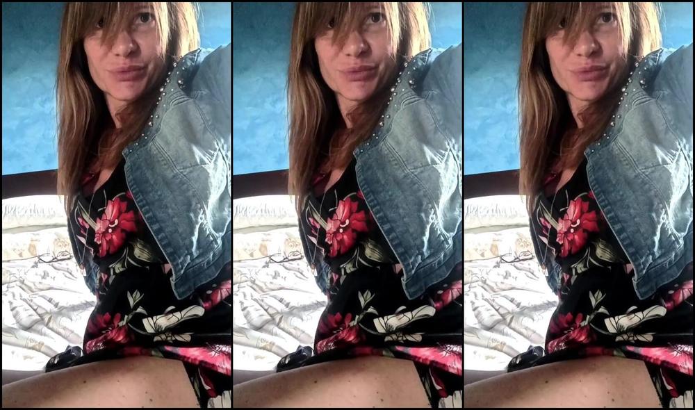 Onlybluefeet Nicknamed Onlybluefeet 05 25 2024 Onlyfans Video Buon Pomeriggio