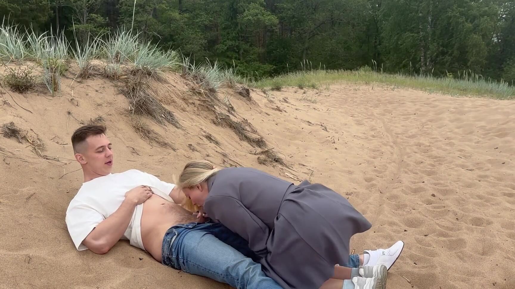 Chris Rrruusss Публичный Минет На Пляже С Незнакомцем