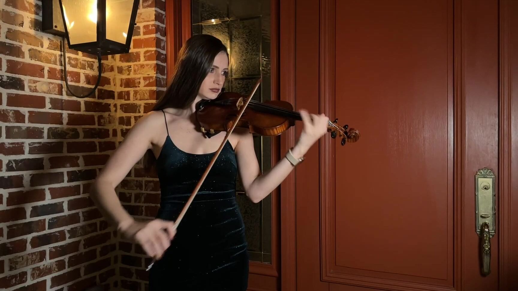 Halloween Violin Medley by Lucy Aura lucyaura October 27, 2024 Manyvids