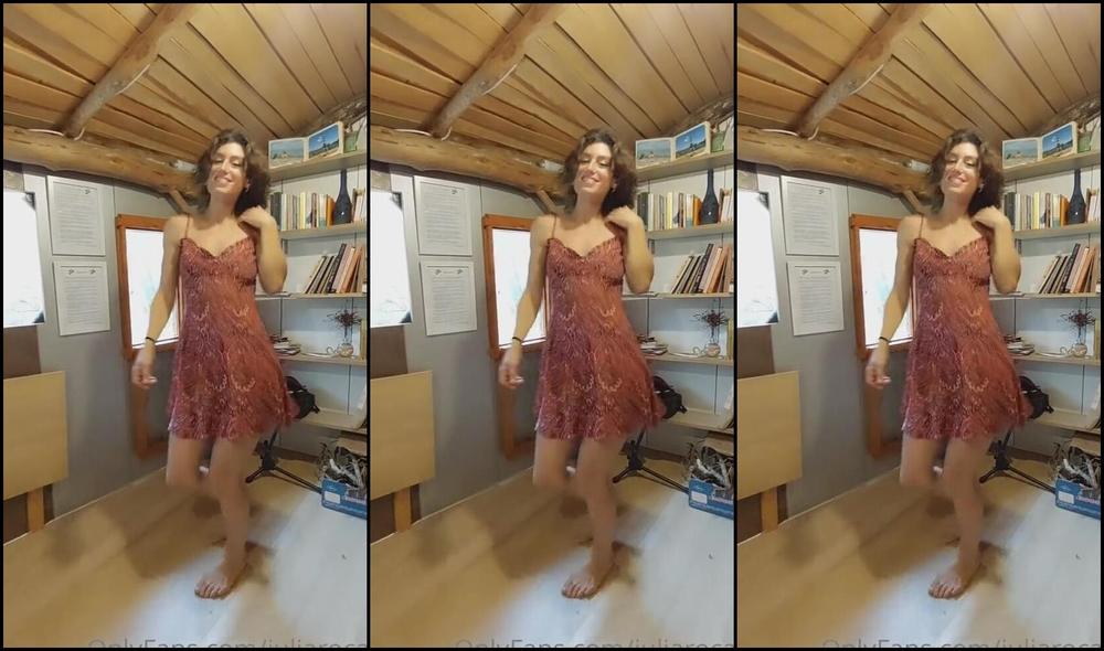 Julia Roca Nicknamed Juliarocax 01 25 2023 Onlyfans Video Hay Dias Que Me Apetece Traer El Verano A Casa There Are Days That I Feel