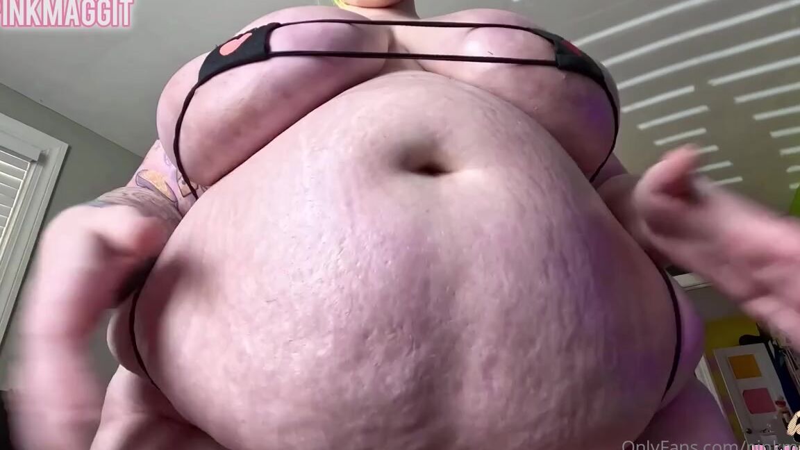 Kat Ravioli Nicknamed Pinkmaggit 04 23 2024 Onlyfans Video Some Tummy Appreciation For This Beautiful Tuesday