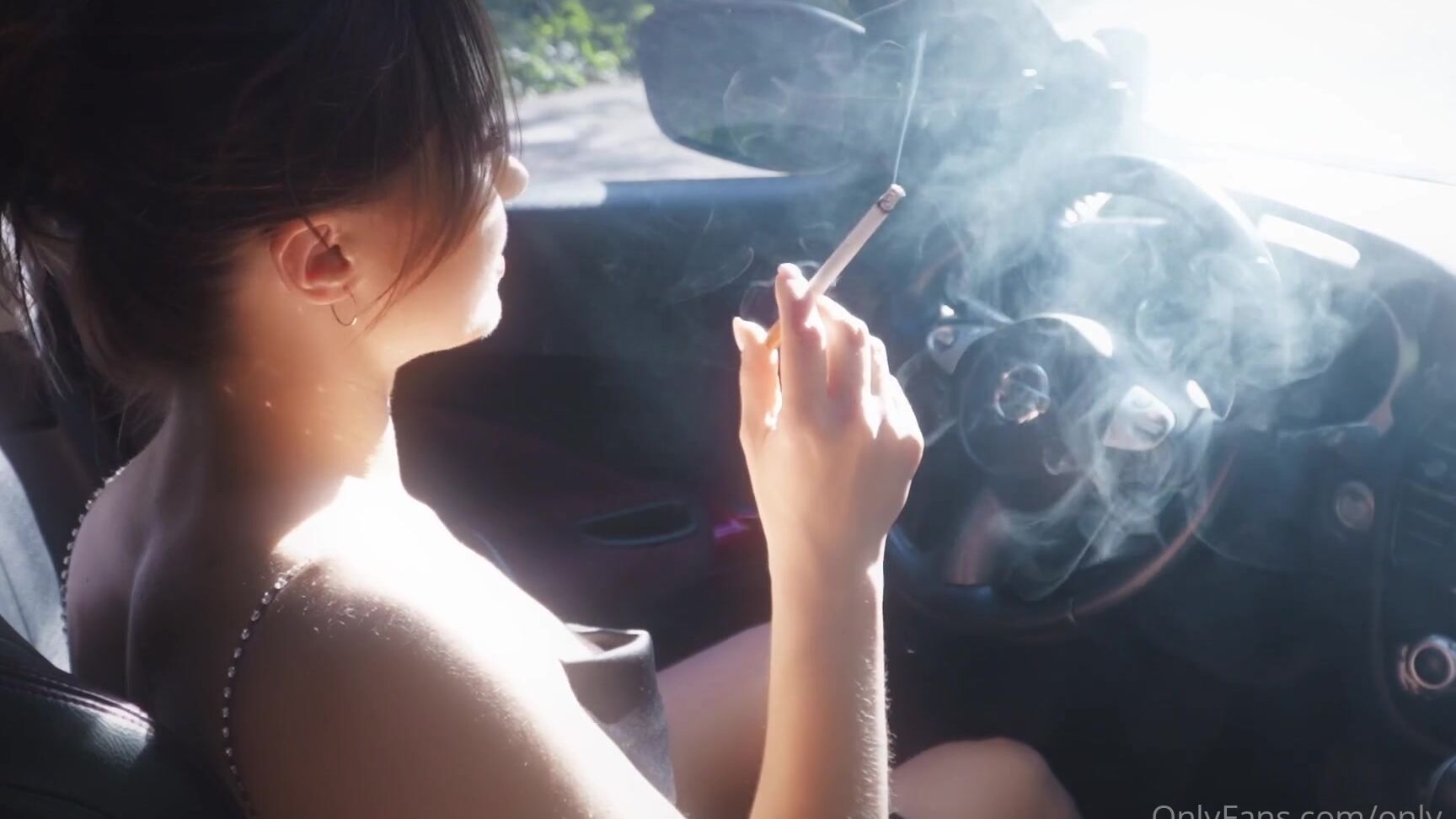 Only Yana Nicknamed Only Yana 11 03 2024 Onlyfans Video My Car Has Never Been So Smoky