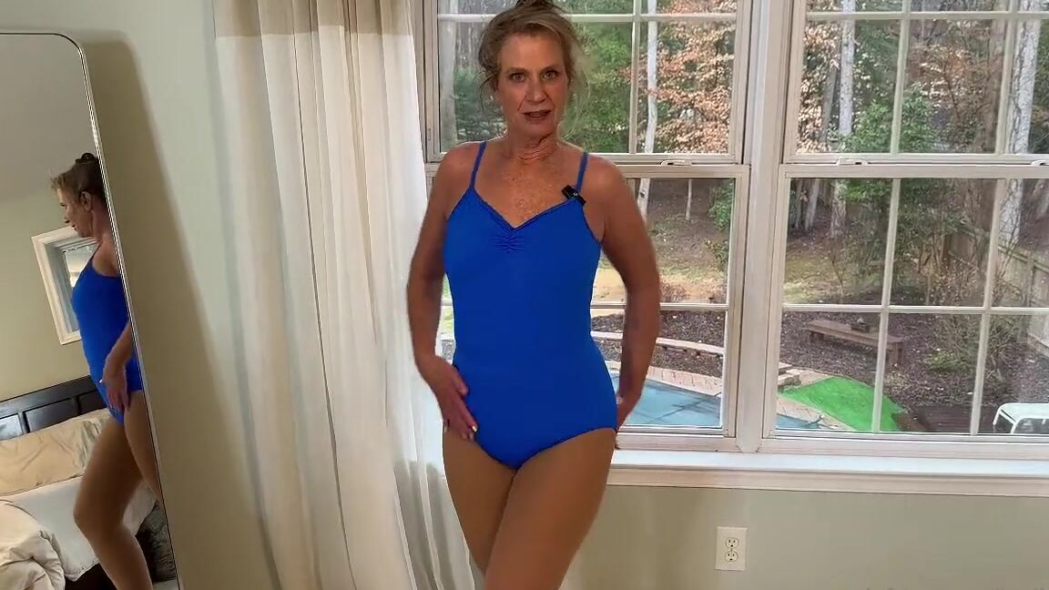 Lexi Kane Nicknamed Lexikane 05 07 2025 Onlyfans Video Some Vintage Pantyhose And Tights For My Phs Fans