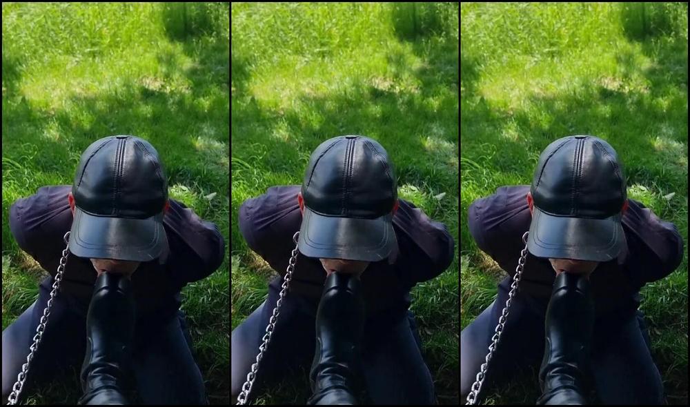 Herrin Lady Sarah Nicknamed Herrinlady 06 06 2025 Onlyfans Video Der Sklave Unterw Rfig Auf Den Knien Leckt Brav Meine Stiefel Sauber