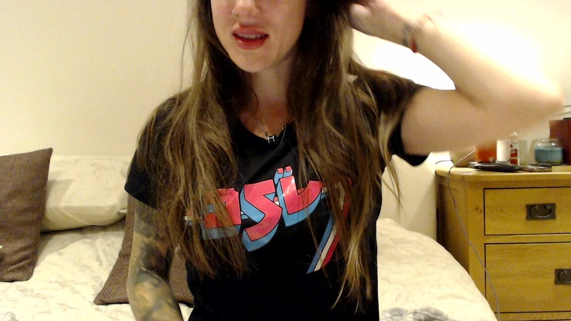 "SuzieLove212" big tits, femdom, mommy roleplay, role play, tease & denial Do you like Momma s tits DO NOT CUM YET manyvids