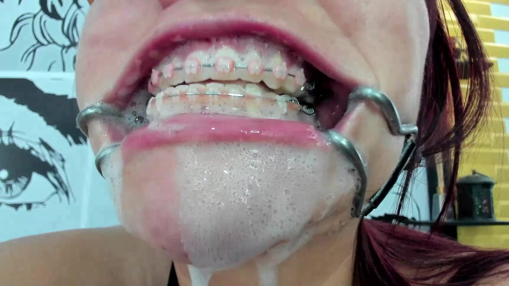 "Coconutsex" dildosucking, mouthfetish, sloppy, spitfetish, tonguefetish Saliva Technique Master Expert in Saliva Techniques Manyvids