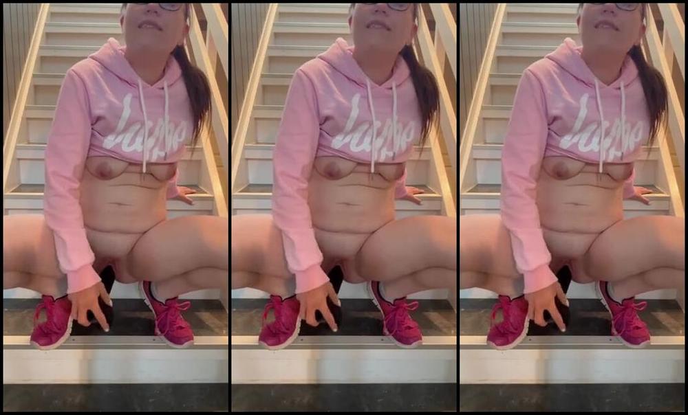 Qosgirlnorwayvip Nicknamed Qosgirlnorway 06 30 2025 Onlyfans Video Sprutorgasme I Trappa Med Svart Dildo