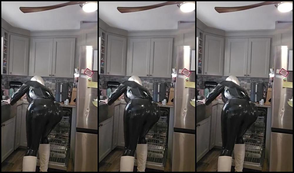 Blueberry Sage Nicknamed Blueberrysage 01 14 2025 Onlyfans Video 5463 050 Statement What Are Drones For If Not Getting The Housework Done