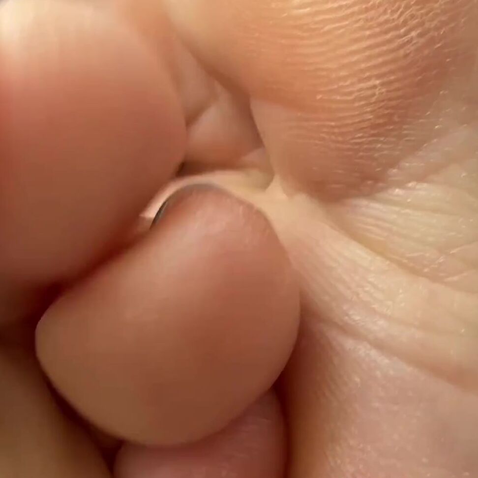 Kittys Pretty Feet Nicknamed Kittys Sweet Feet 05 27 2025 Onlyfans Video Every Mark Every Line A Story Nature Carved Into Me