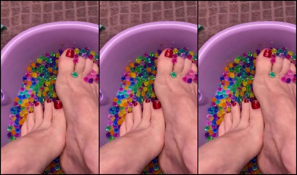 Kittys Pretty Feet Nicknamed Kittys Sweet Feet 01 14 2023 Onlyfans Video So Squishy