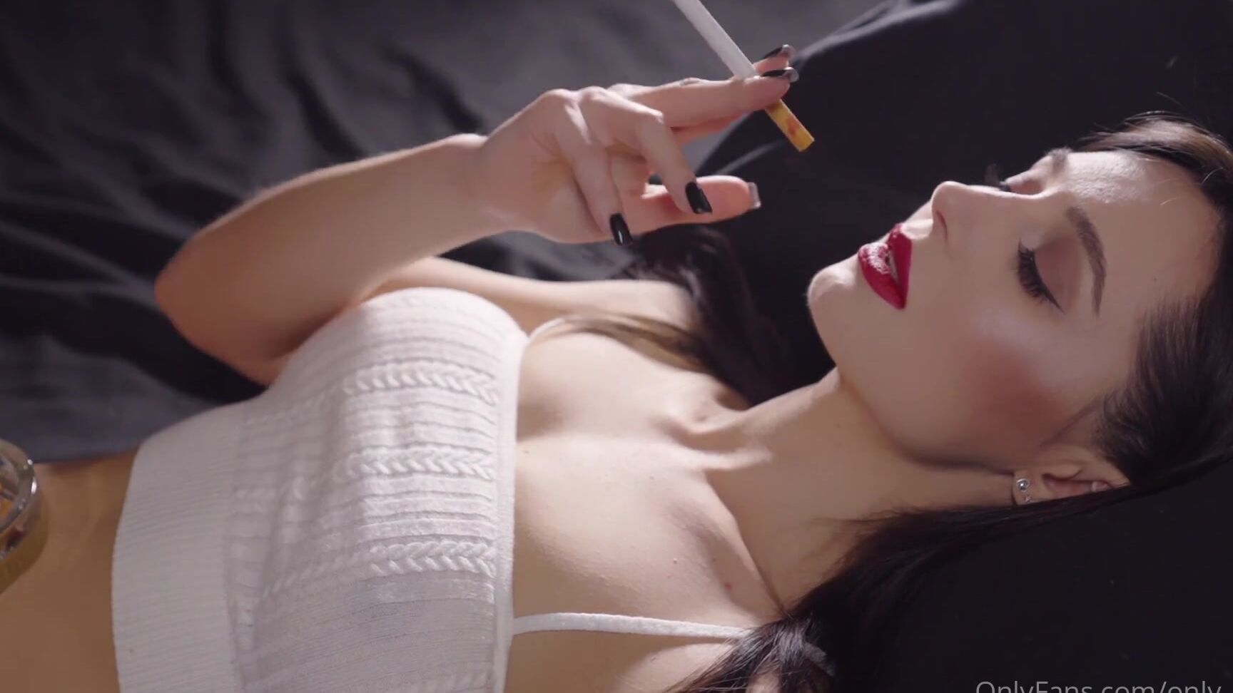 Only Yana Nicknamed Only Yana 12 02 2024 Onlyfans Video Im Home Tonight