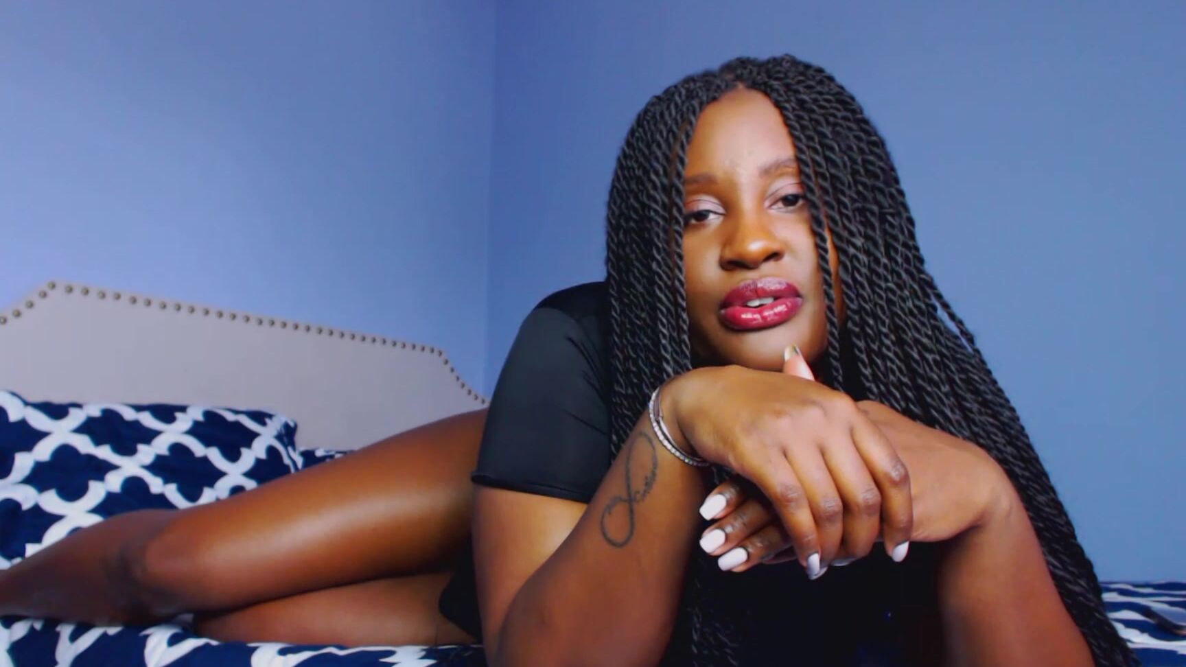 "UnfriendlyBlckHottie" blackmail fantasy, ebony goddess, mind fuck, sensual domination, slave I Know More Than you Think Manyvids