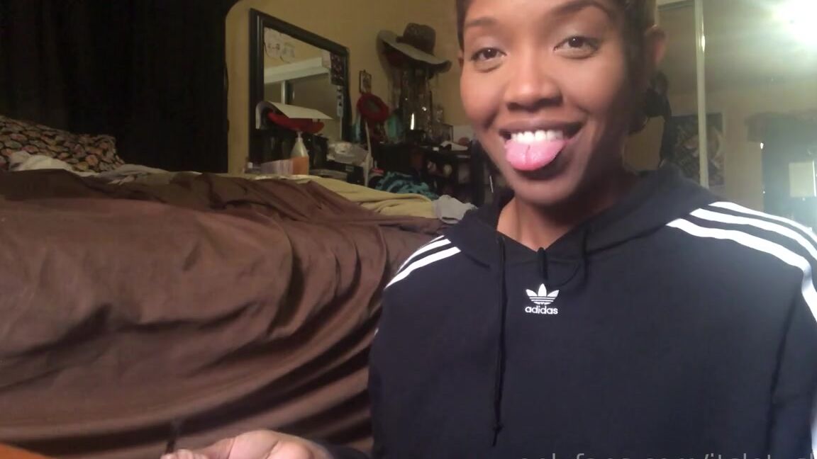 Lotus Lain Nicknamed Itslotuslain 02 21 2019 Onlyfans Video Videoa Message For My Onlyfans I Made This Morning