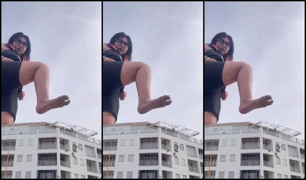 Giantess Vore Debora Nicknamed Giantess Debora 03 04 2025 Onlyfans Video Toc Toc Toc Session Available In Spain And Rome