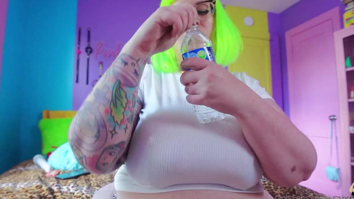 Kat Ravioli Nicknamed Pinkmaggit 05 22 2025 Onlyfans Video A Little Blooper From When I Tried To Make A Video Where I Make My White