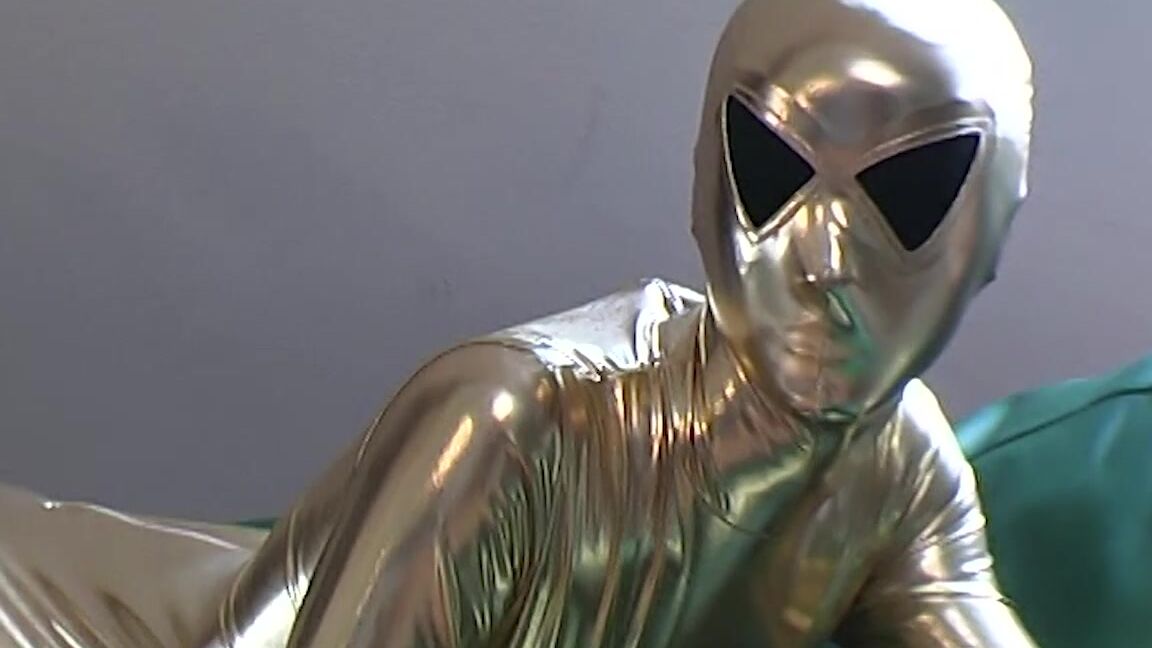 flexi golden zentai spandex girl January 30, 2019 Manyvids