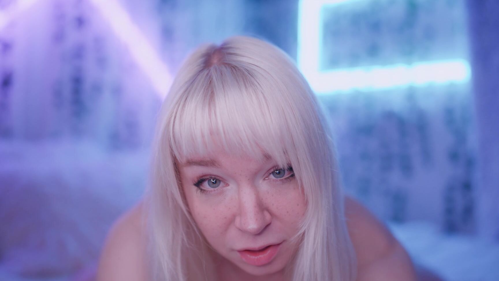 "Jolie Lyon" family, mommy roleplay, role play, sisters, taboo mom and sis asks you to join them Manyvids