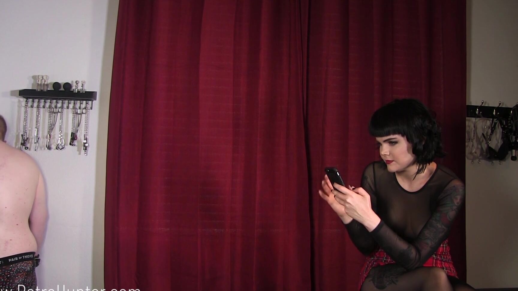 Ignored in the Corner MistressPetraHunter July 10, 2019 Manyvids